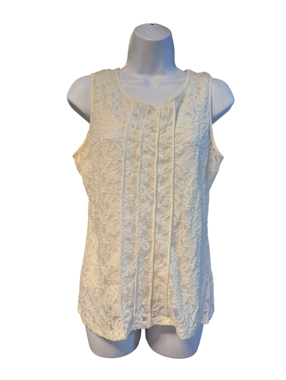 Alfani Cream Lace Sleeveless Top, Medium
